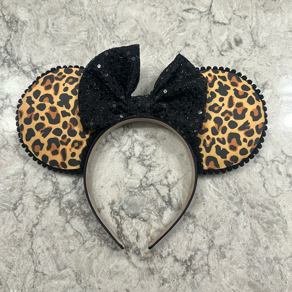 Disney Minnie Mouse ears